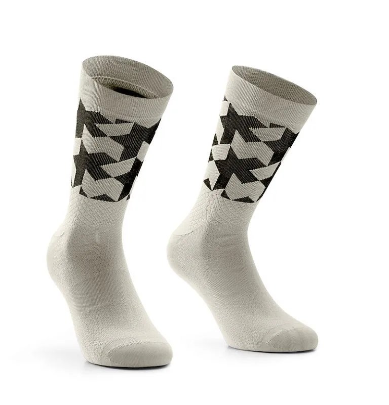 Носки ASSOS ASSOSOIRES Monogram Socks EVO Moon Sand