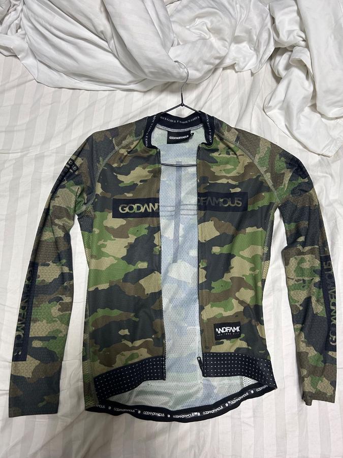 GOD AND FAMOUS МАЙКА С ДЛИННЫМ