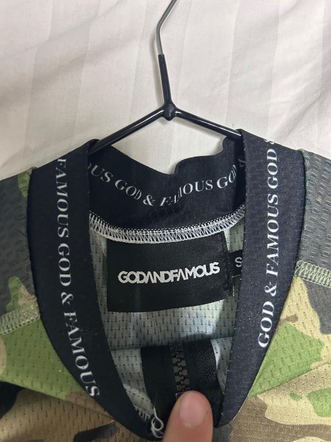 GOD AND FAMOUS МАЙКА С ДЛИННЫМ