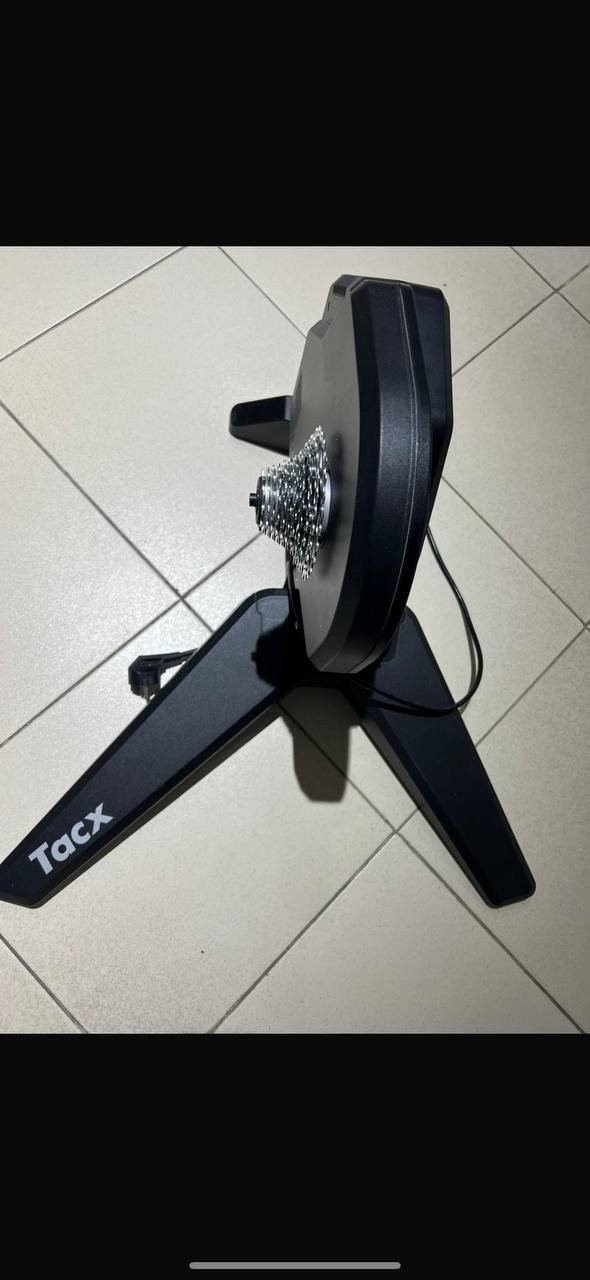 Велостанок Tacx Flux S Smart