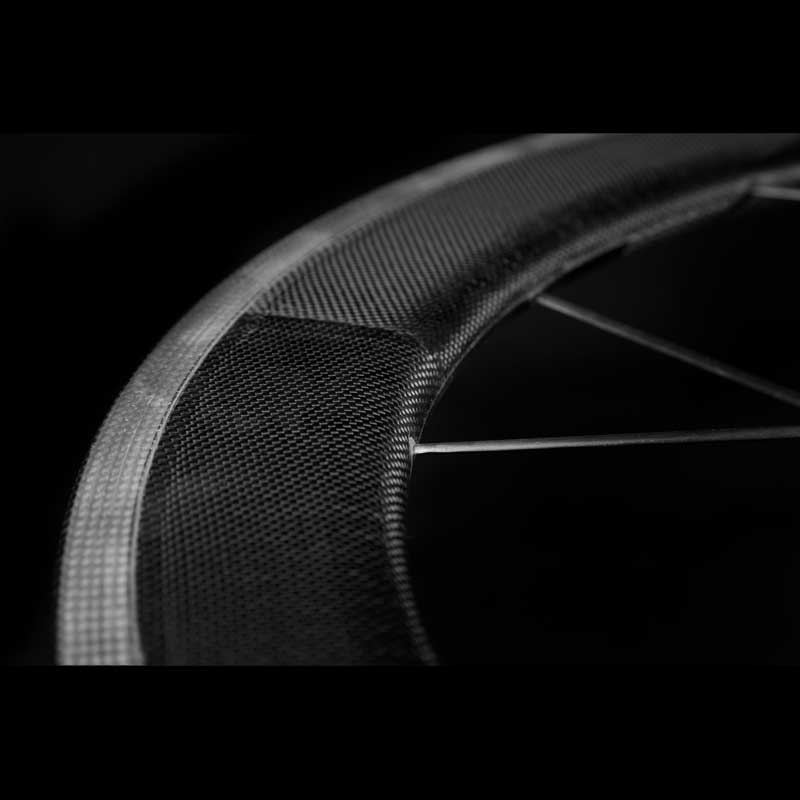 Колесо переднее 28" Lightweight Fernweg 60мм CL 16 spokes