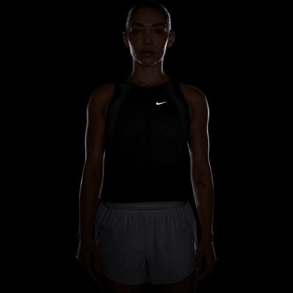 NIKE майка женская DF RUN NVLT SINGLET