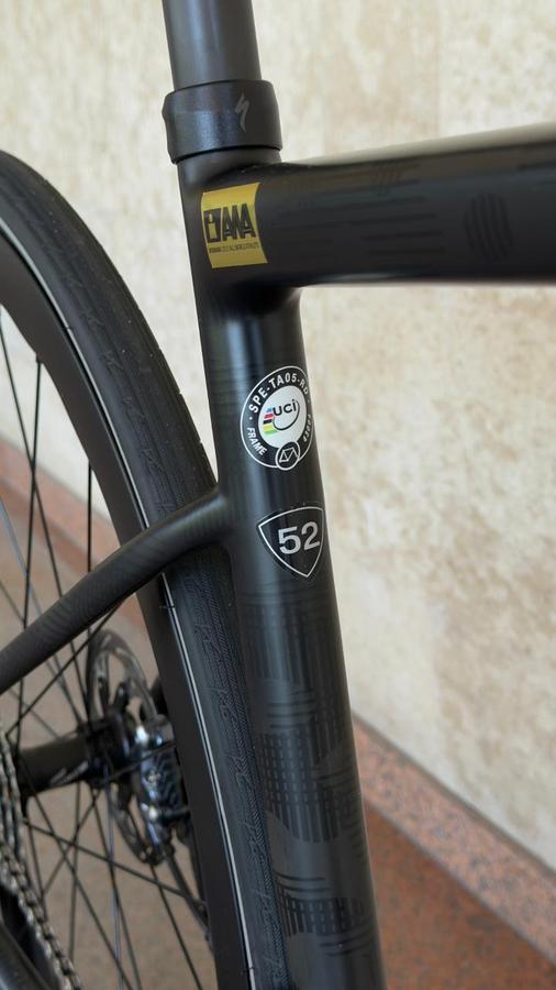 SPECIALIZED TARMAC SL6 КАРБОН / SHIMANO ULTEGRA / КАРБОНОВЫЕ АЭРОКОЛЁСА